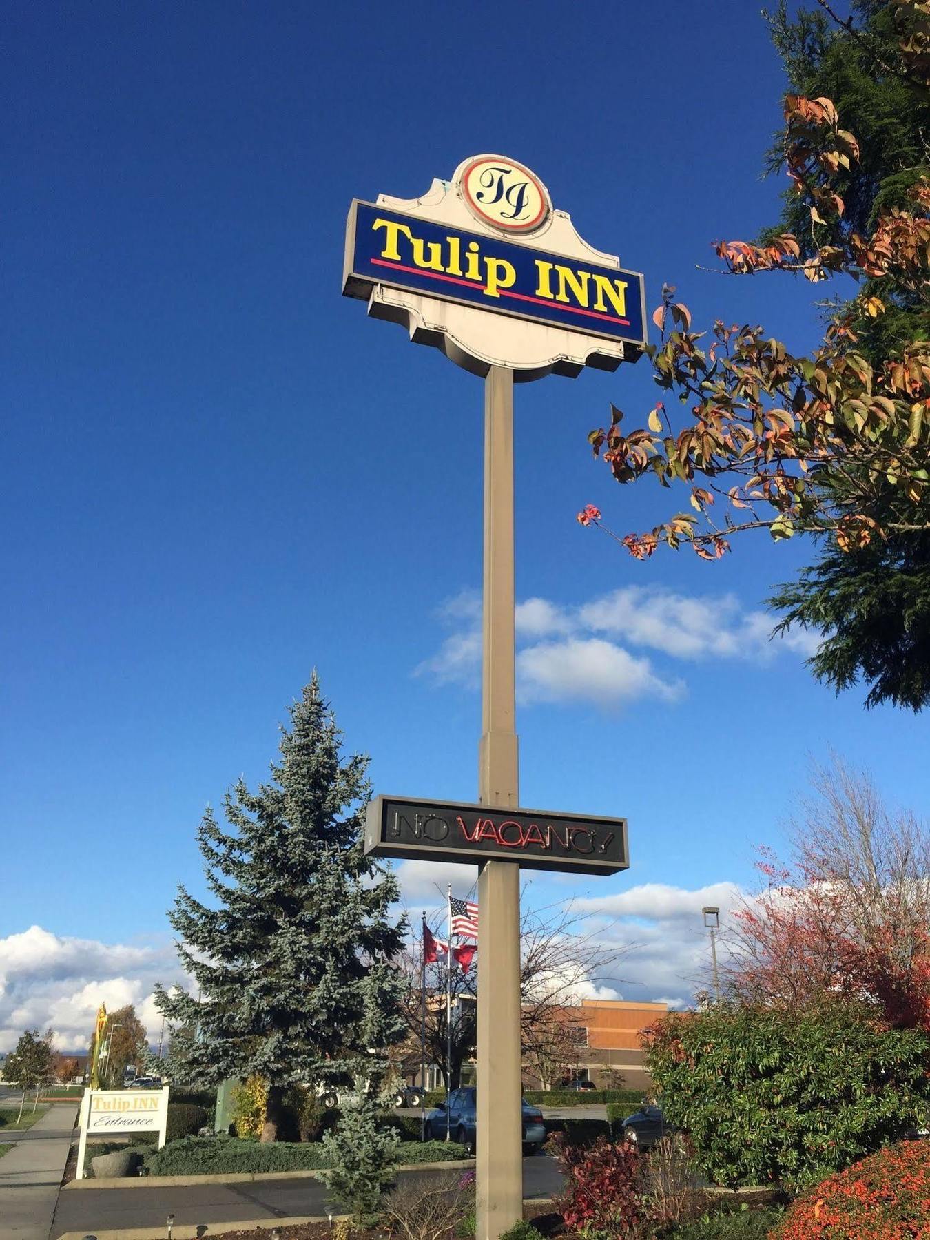 Tulip Inn Mount Vernon Exterior photo